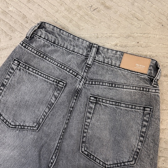 Zara Grey Faded Wash Wide Leg Jeans - Picture 5 of 5